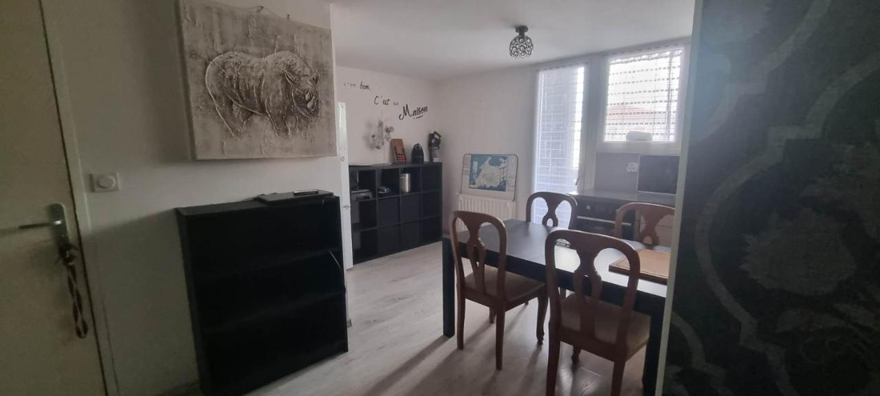L'Indeniable Apartment แซ็ต ภายนอก รูปภาพ